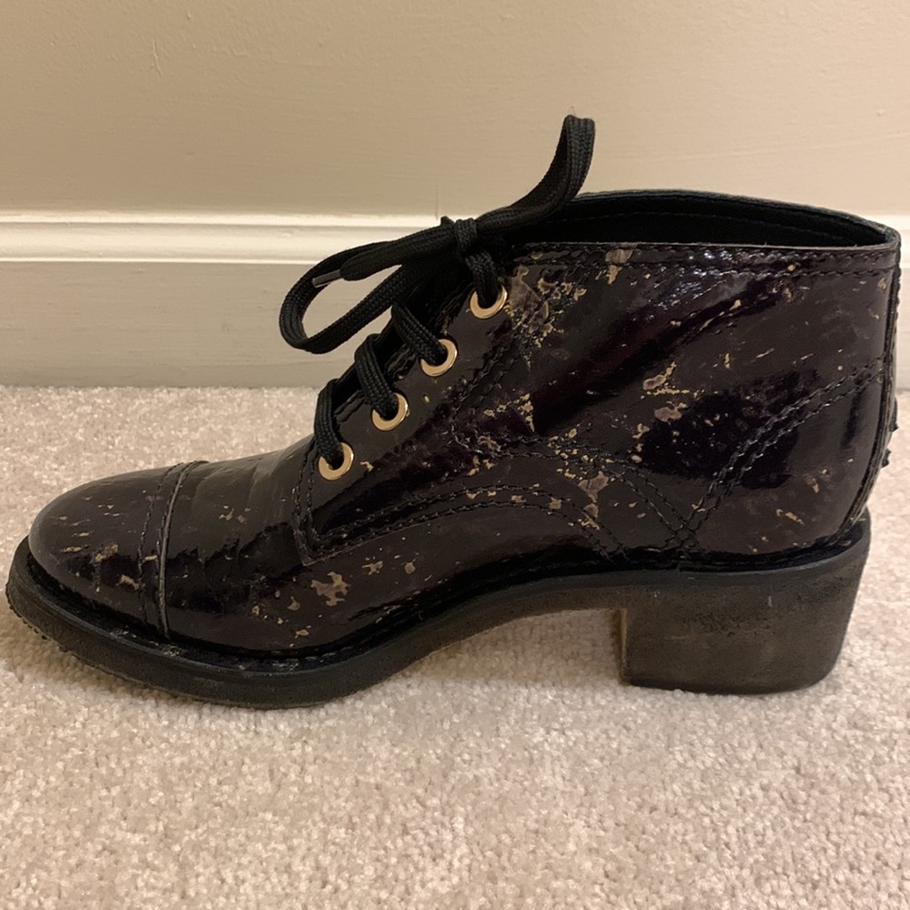 CHANEL Black Leather Lace-Up Ankle Boots w/ Gold Grommets & Scattered Flecks - Picture 5 of 7